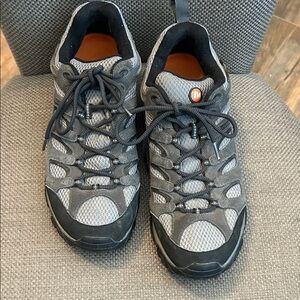 Merrell Men’s Gray and Black Trail Sneakers